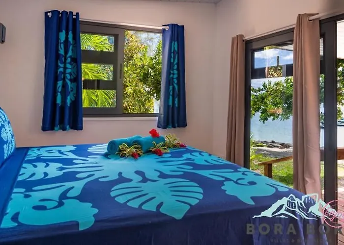 Matira Beach Raitea 2