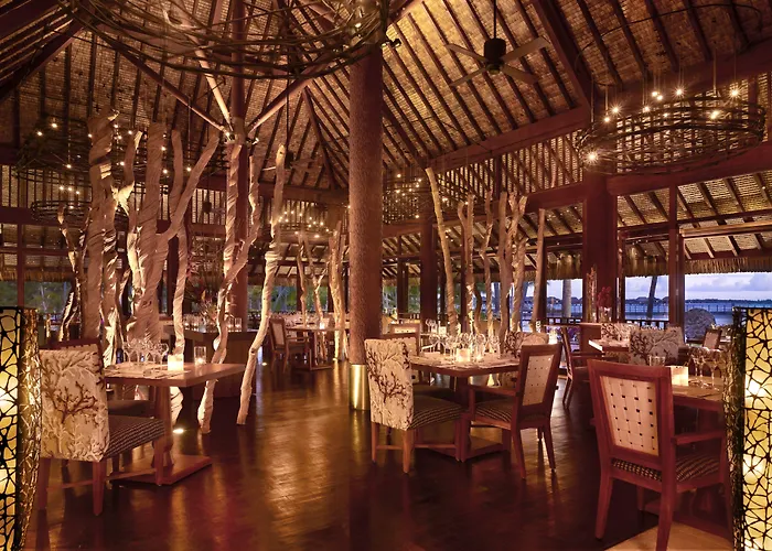  Four Seasons Bora Bora